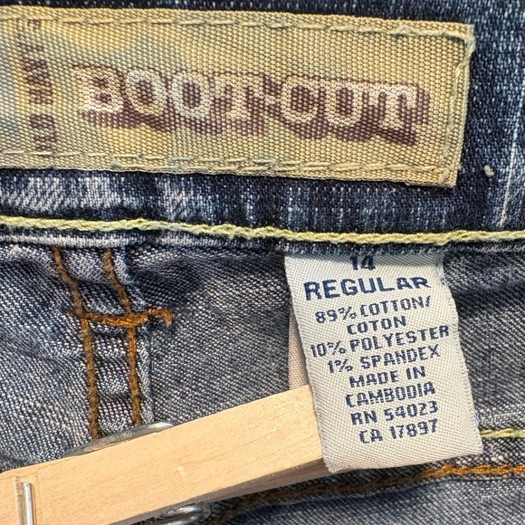 Old Navy Women’s Bootcut Basic Jeans Size 14 - Picture 6 of 9